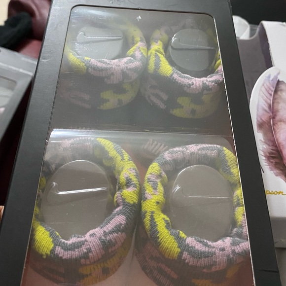 Newborn Nike Socks - Picture 2 of 3